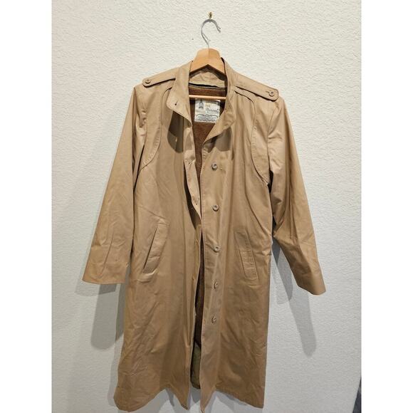London Fog Jackets & Blazers - Vintage London Fog Trench Coat sz 12